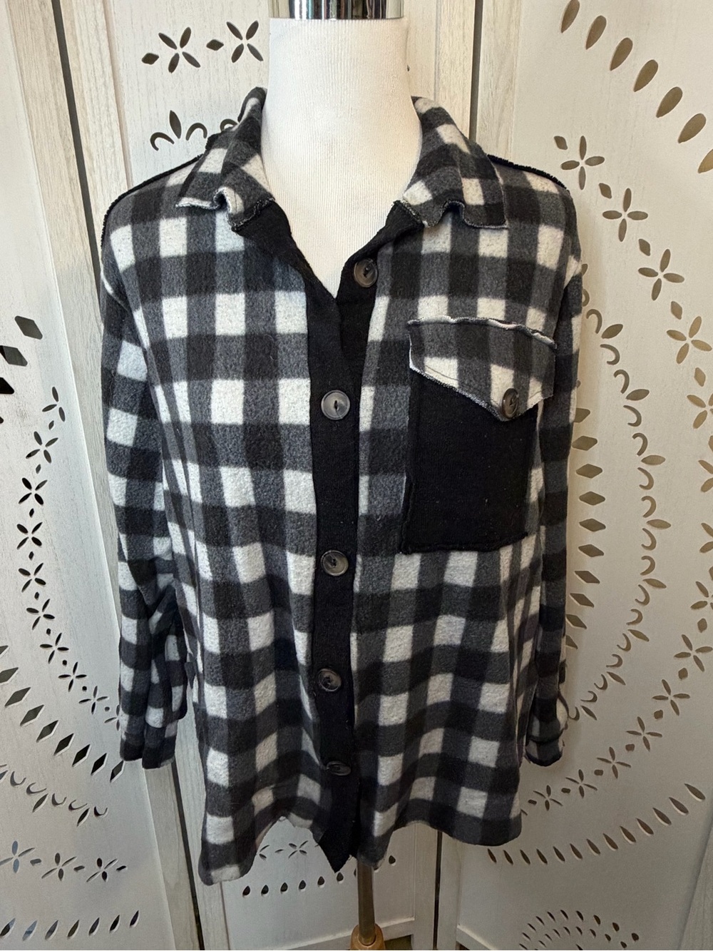 Black & White Buffalo Plaid Button-Up Shirt Jacket